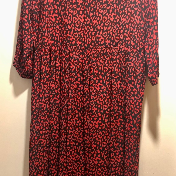 NWOT Zara Dress, Midi, red-black leopard print, size large - Picture 5 of 10